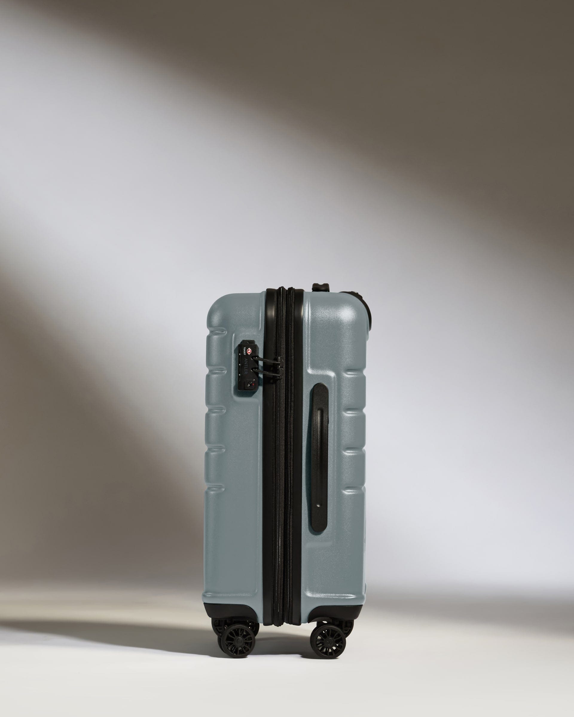 Antler Luggage -  Cabin Suitcase in Cool Grey - Logo - Hard Suitcase - Standard Cabin Cabin Suitcase Cool Grey - Logo | Lightweight Hard Shell Luggage