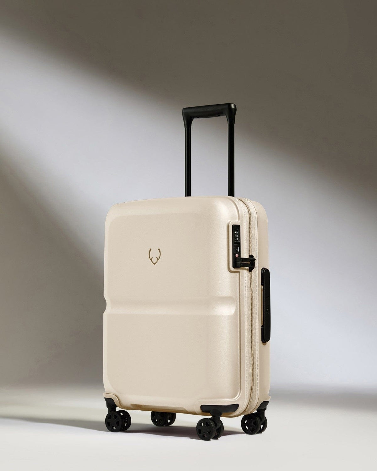 Antler Luggage -  Cabin Suitcase in Wheat Beige - Single Stripe - Hard Suitcase - Standard Cabin Cabin Suitcase in Beige - Single Stripe | Cabin Bag & Hard Luggage