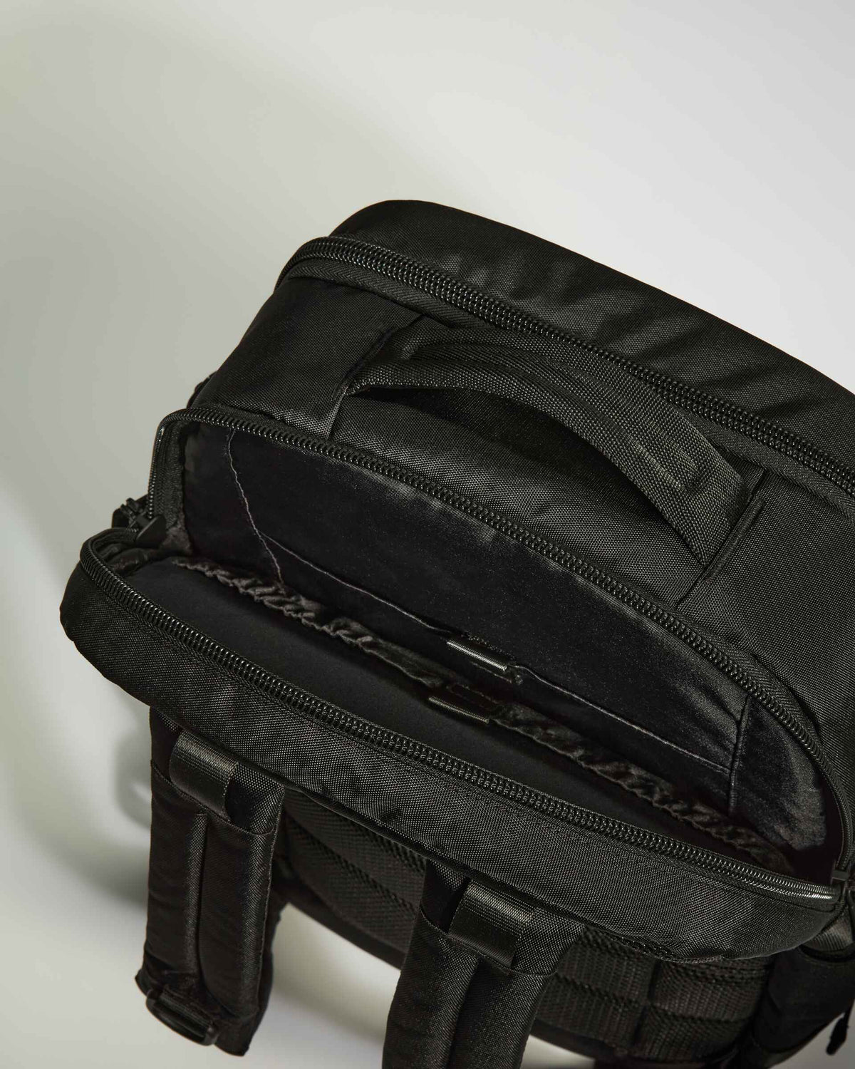 Antler Luggage -  Discovery Backpack in Carbon Black - Backpack Discovery Backpack in Black | Rucksacks & Travel Bags