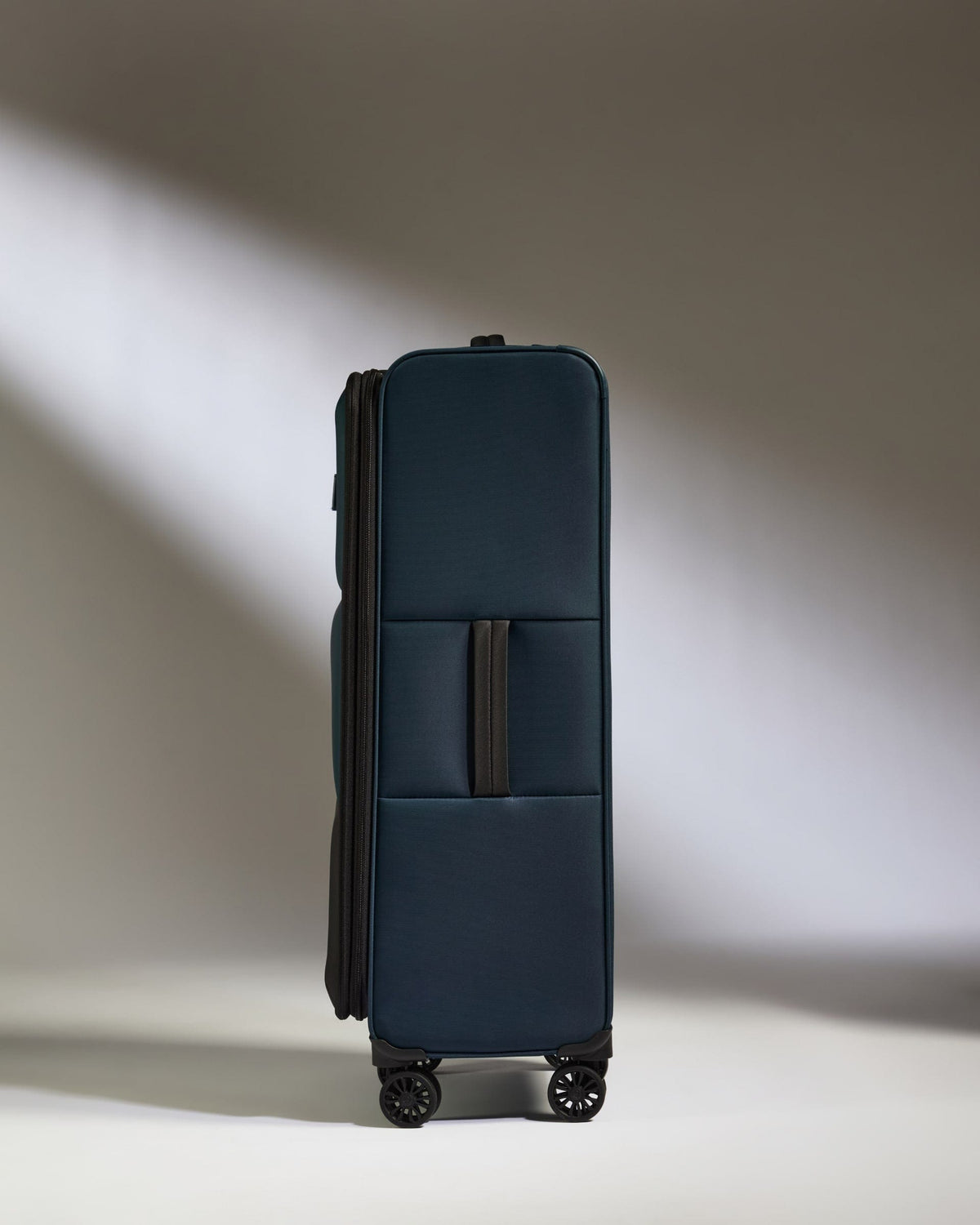 Antler Luggage -  Lightest Large Suitcase in Indigo Blue - Soft Stripe 2.0 - Soft Suitcase Lightest Large Suitcase in Navy - Soft Stripe 2.0 | Soft Checked Suitcase