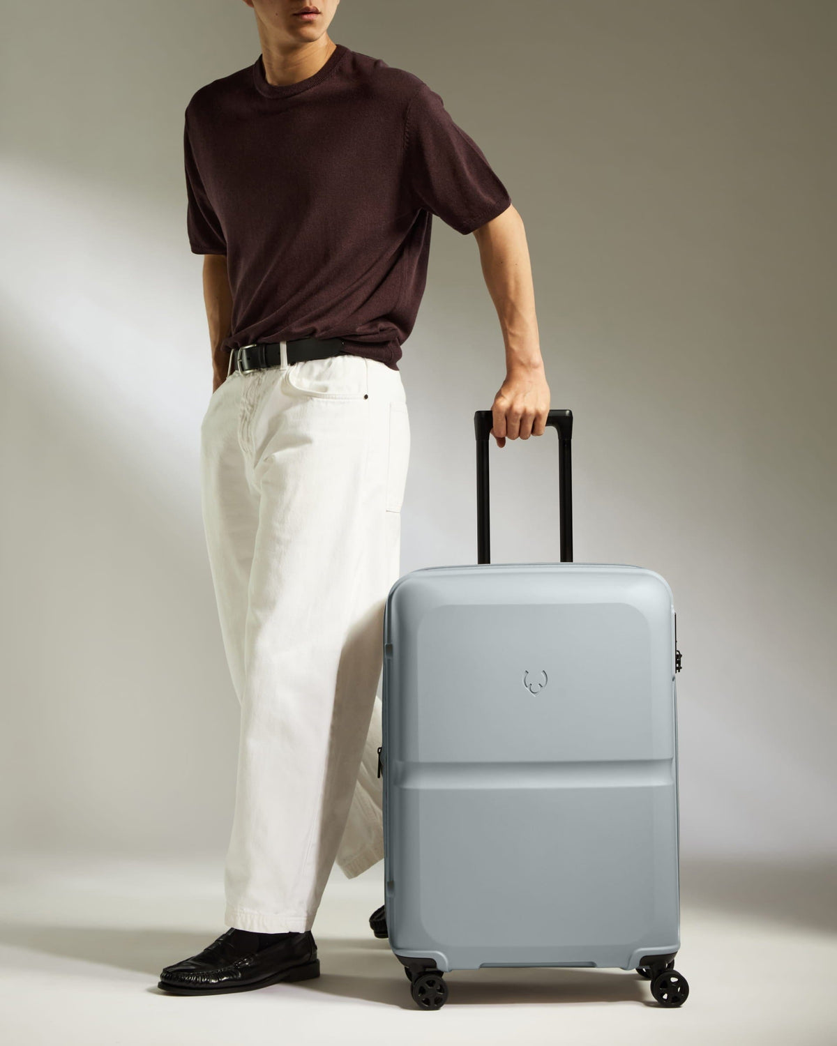 Antler Luggage -  Medium Suitcase in Salt Blue - Single Stripe - Hard Suitcase - Medium Medium Suitcase in Salt Blue - Single Stripe | Check Luggage