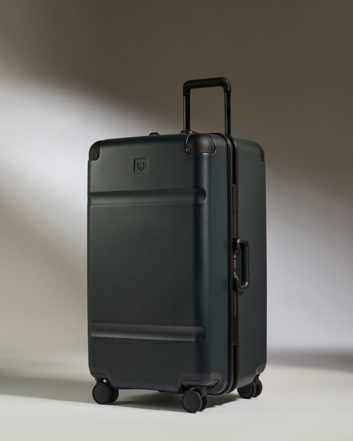 Antler Luggage -  Trunk Suitcase in Basalt Navy - Heritage Stripe - Hard Suitcase Trunk Suitcase in Navy - Heritage Stripe | Premium Hard Shell Trunk Luggage