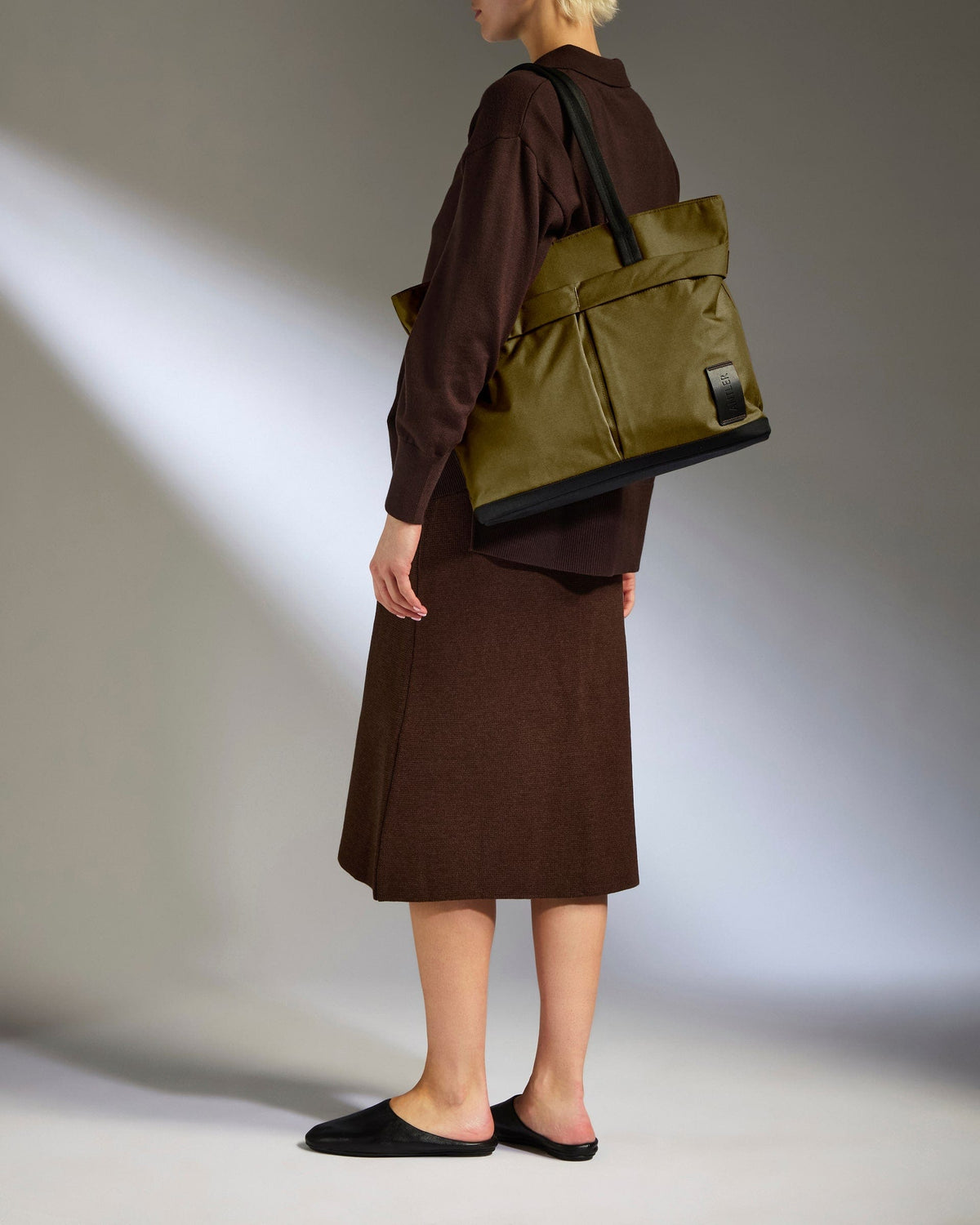 Antler Luggage -  Urban Core Tote Bag in Olive Green - Tote Bag Urban Core Tote Bag in Green | Travel & Work Bags and Accessories